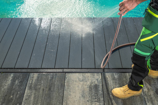 Best Residential Pressure Washing Services  in Marquette, MI