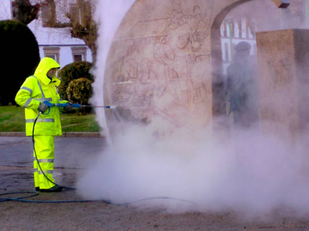 Best Concrete Pressure Washing  in Marquette, MI